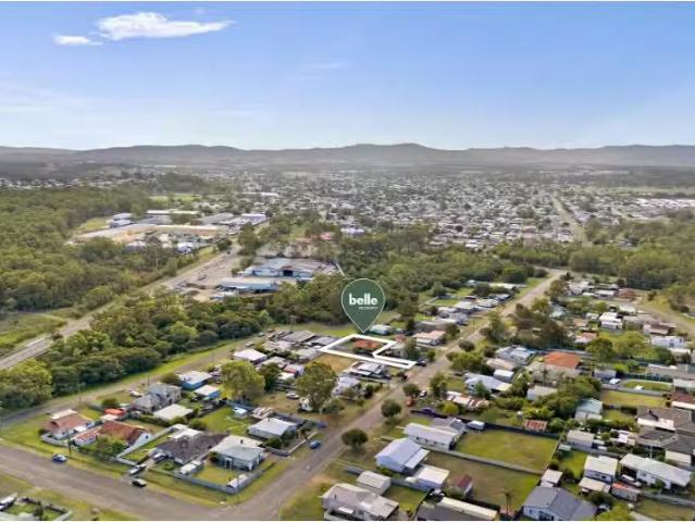Cozy 17a Long Street, Cessnock House for rent Listed by Natas.
