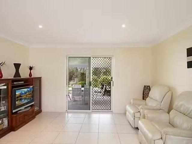 Unique 17A Red Ash Court, Flagstone, QLD 4280