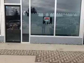 Rental! 187 Pembina, Hinton, AB, T7V 2V7 commercial for leas.