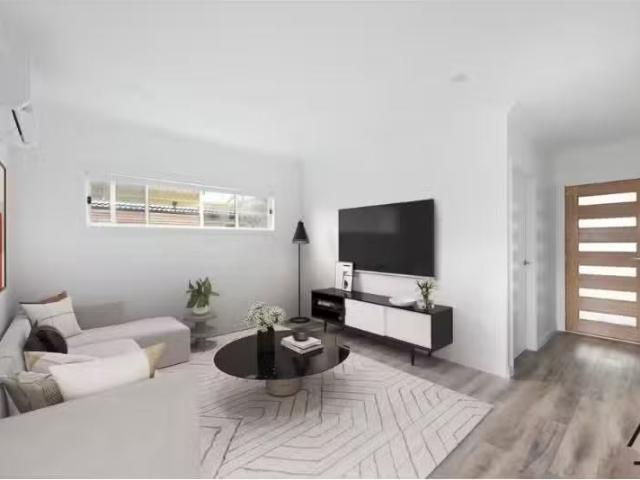Cozy 187A Nuwarra Road, MOOREBANK House for rent Listed by Ch.
