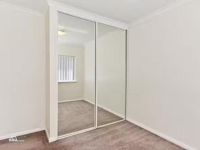Nice 18/18 Kingsbury Road, Joondalup, WA 6027