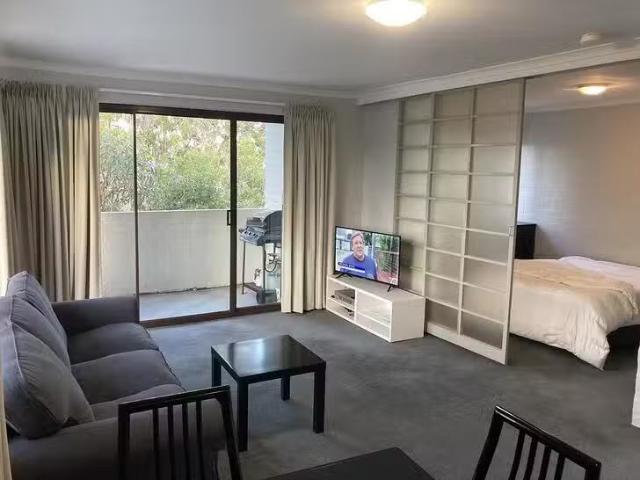 Nice 18/303 Cambridge Street, Wembley, WA 6014