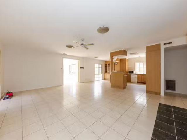 Rental! 18 Newstead Street, Caulfield VIC 3162