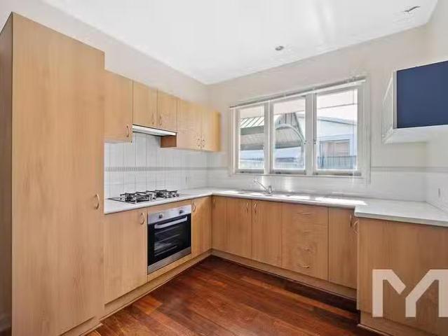 Deal! 18 Romeo Road, Coolbellup, WA 6163