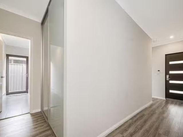 Just in! 1/97 Bernborough Avenue, Caversham, WA 6055