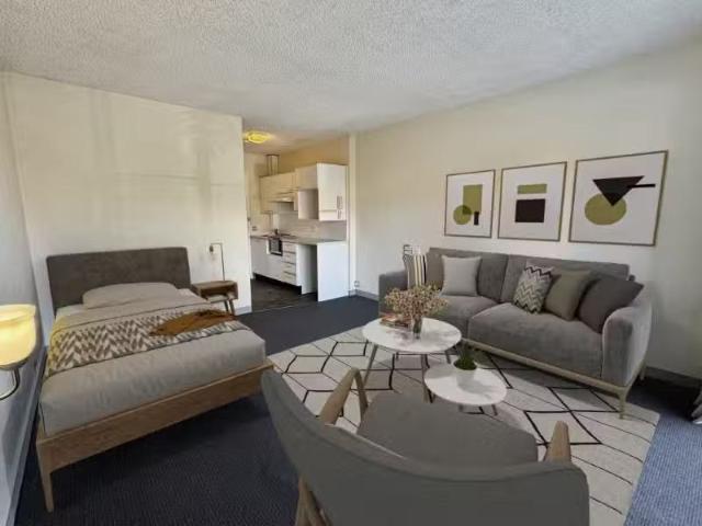 Unique 1/98 Dee Why Parade, DEE WHY Apartment for rent Listed.