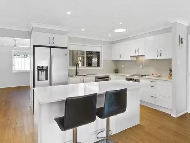 New 199 Russell Street, Cleveland, QLD 4163