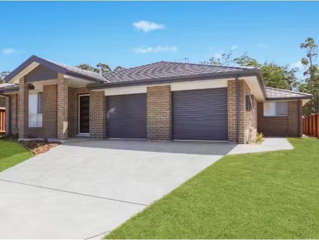 Deal! 1/9 Campus Street, PORT MACQUARIE House for rent Listed.