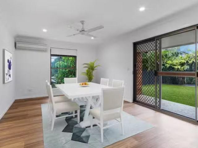 Unique 19 Kinbrace Street, FERNY GROVE, QLD 4055 House for R.