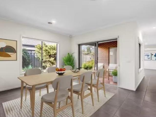 New 1 3 Wisely Avenue, Curlewis House for rent Listed by Paig.