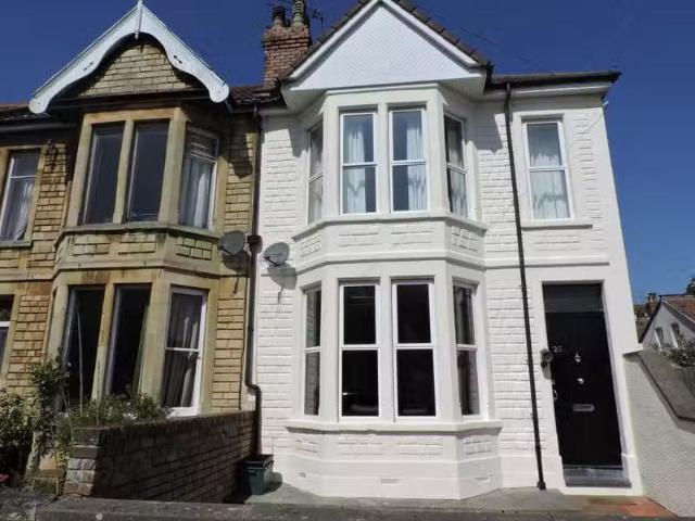 Charming 1 BA 4 bedroom house for rent in Russell Road, Westbu.