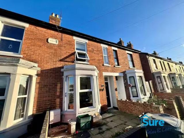Cheap 1 BA 4 bedroom terraced house for rent in Wilton Road, GL1