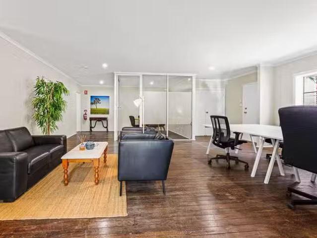 Charming 1 BA 54A Neill Street, Harden, NSW 2587
