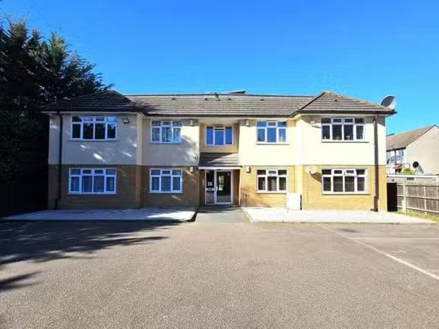 For Rent! 1 BA 1 bedroom apartment for rent in Bellegrove Road.