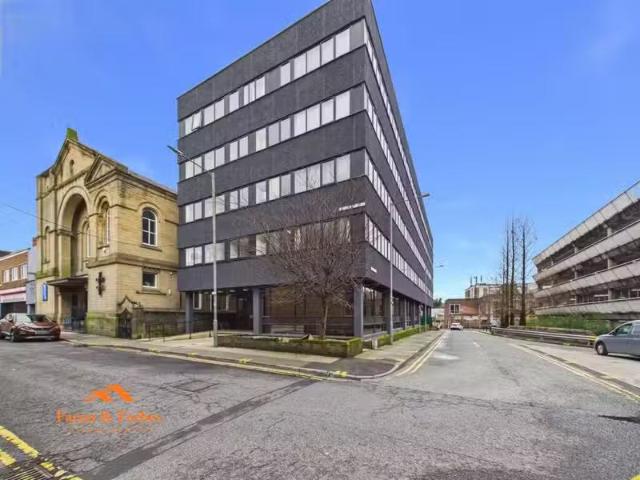 Charming 1 BA 1 bedroom apartment for rent in Bethesda Street.