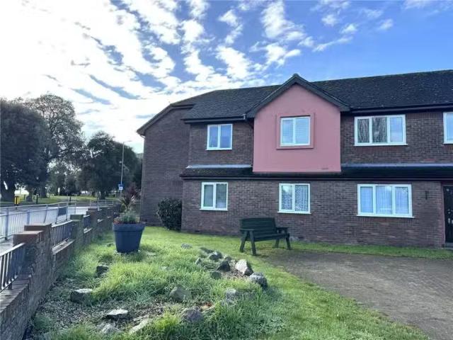 Unique 1 BA 1 bedroom apartment for rent in Park Road, Harwich.