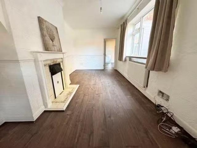 For Rent! 1 BA 1 bedroom ground floor flat for rent in Welling.