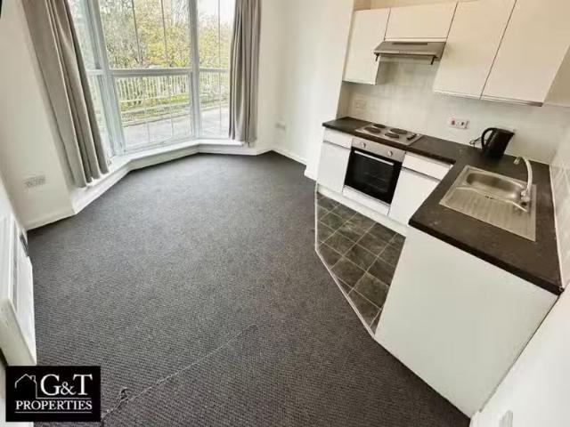 Nice 1 BA 1 bedroom flat for rent in Flat, Comberton Terrace.