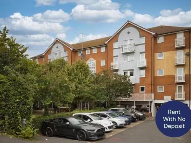Unique 1 BA 1 bedroom flat for rent in High Street, Ramsgate.