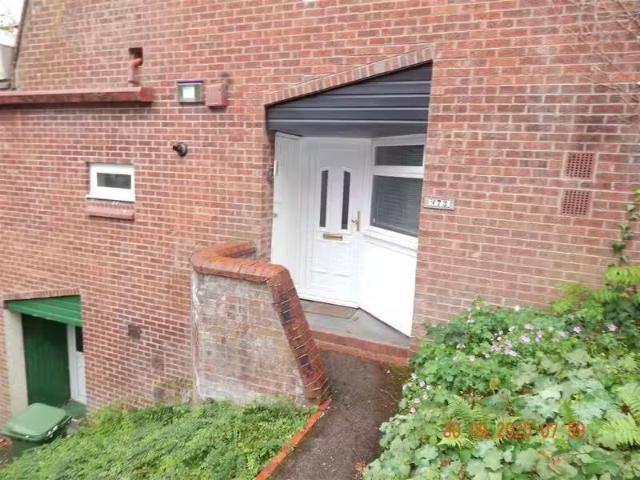New 1 BA 1 bedroom flat for rent in High Trees Close, Redditch.
