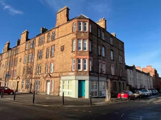 Cheap 1 BA 1 bedroom flat for rent in partson Street, Edinburg.