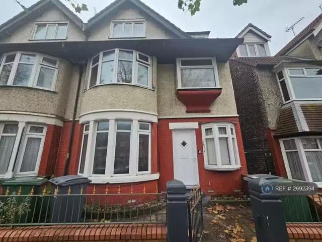 Rental! 1 BA 1 bedroom flat for rent in Rowson Street, Wallase.