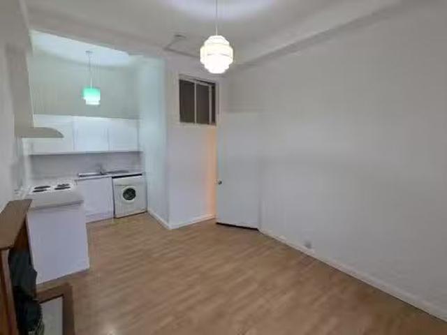 Rental! 1 BA 1 bedroom flat for rent in Stewart Terrace, Edinb.