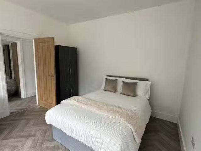Cozy 1 BA 1 bedroom house share for rent in Heath Lane, Dartfo.