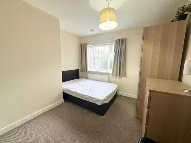 Charming 1 BA 1 bedroom house share for rent in St Vincent Ave.