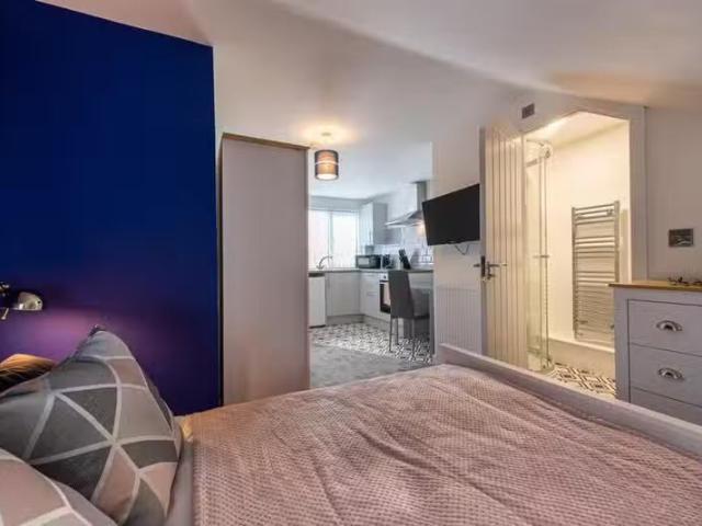 Cozy 1 BA 1 bedroom house share for rent in Walbrook Road, Der.