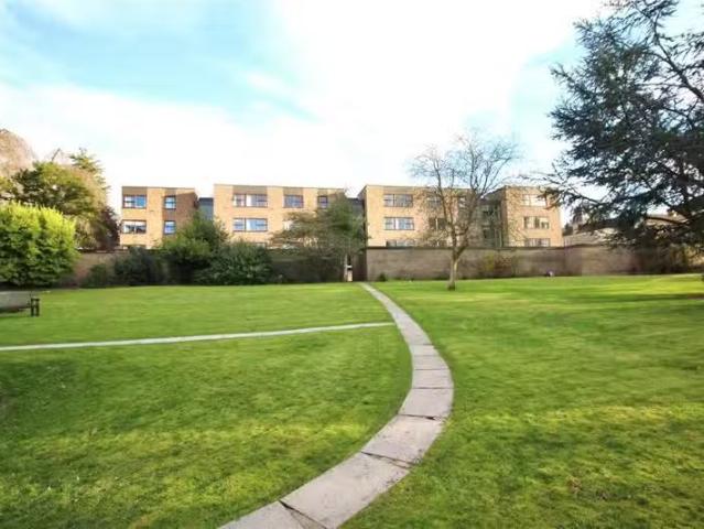 Cozy 1 BA 1 bedroom property for rent in Goodeve Park, Hazelwo.