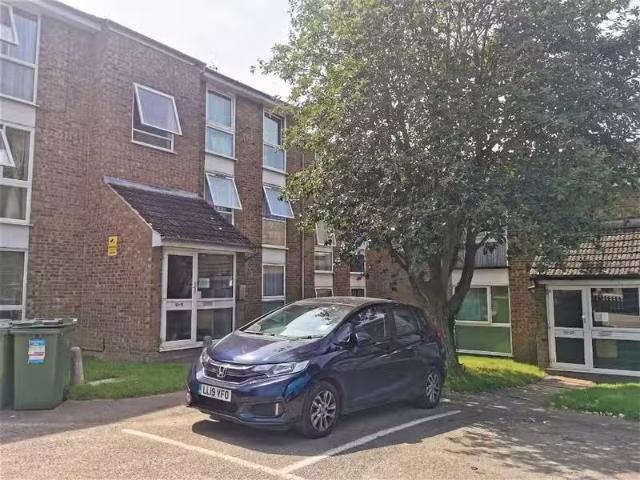 Unique 1 BA 2 bedroom ground floor flat for rent in Ribbledale.