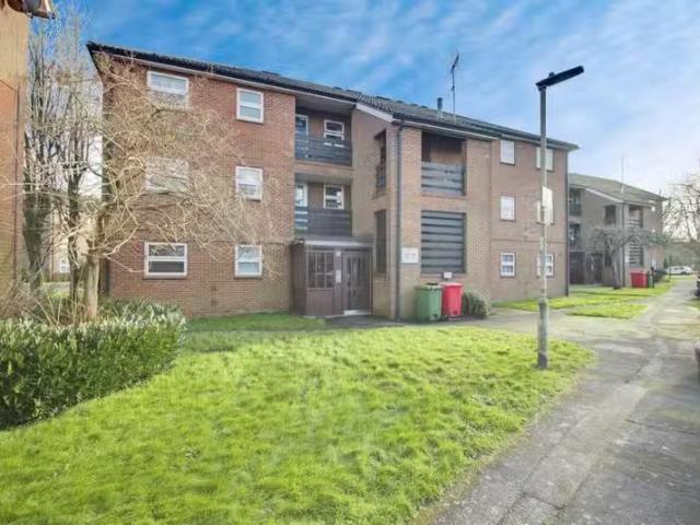 Unique 1 BA 2 bedroom flat for rent in Athelstan Walk North, W.