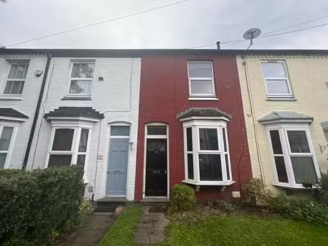 Just in! 1 BA 2 bedroom house for rent in Brookfield Road, Hoc.