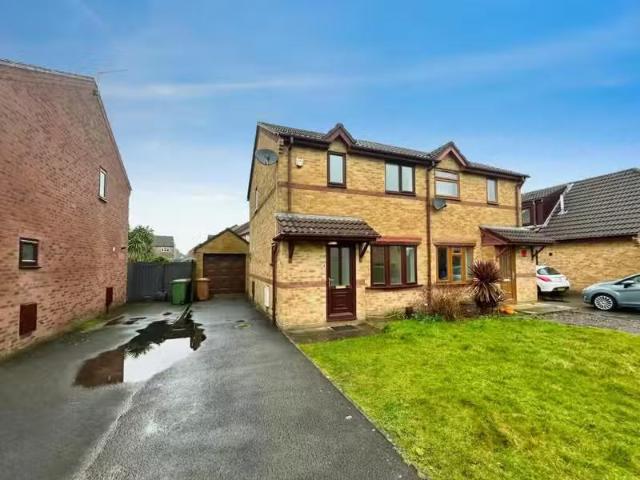 Cozy 1 BA 2 bedroom house for rent in Heol Erw Y Rhos, Caerphi.