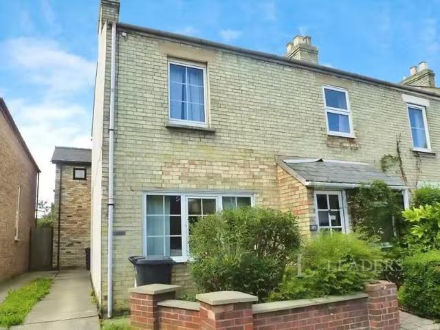 New 1 BA 2 bedroom house for rent in High Street, Cherry Hinto.