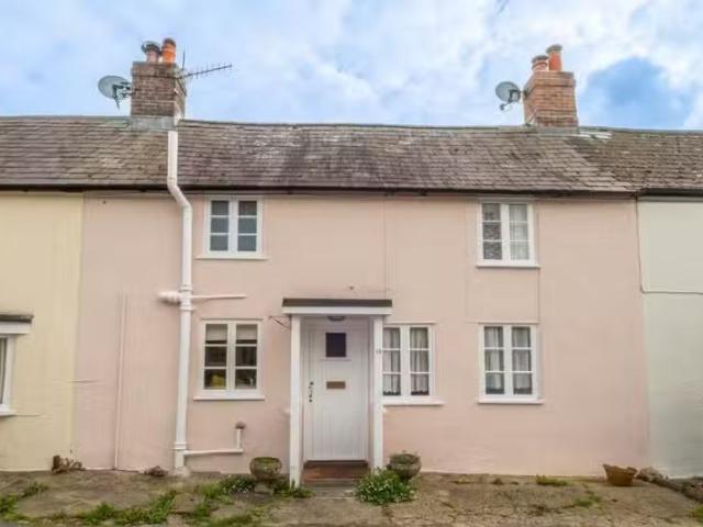 Cheap 1 BA 2 bedroom terraced house for rent in Cerne Abbas, D.