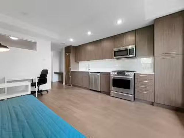 Cheap 1 BA 2Xx 9080 University Crescent, Burnaby, BC, V5A 0B7.