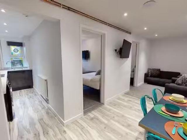 Cozy 1 BA 3 bedroom ground floor flat for rent in Fishponds Ro.