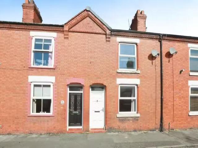 Cheap 1 BA 3 bedroom house for rent in Huxley Street, Northwic.