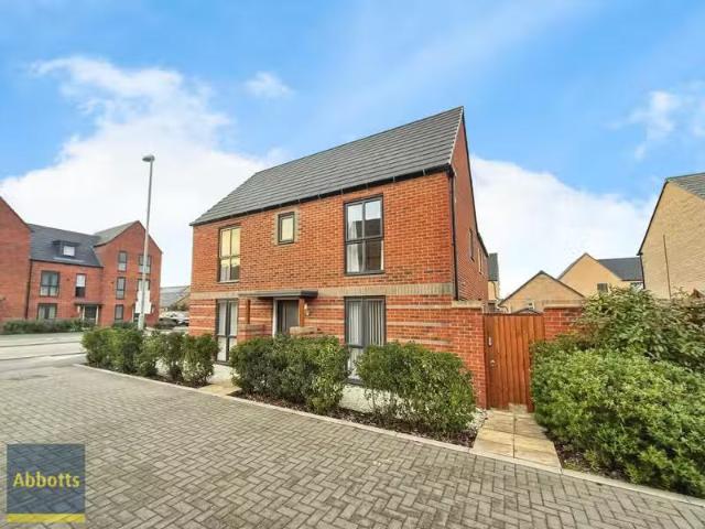 Just in! 1 BA 3 bedroom house for rent in Wellington Road, Nor.