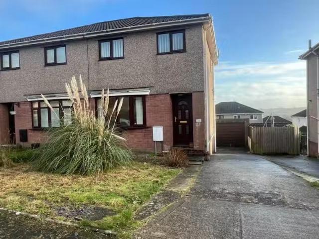New 1 BA 3 bedroom house for rent in The Hollies, Brackla, Bri.