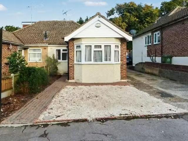 New 1 BA 3 bedroom semi detached bungalow for rent in Beverley.