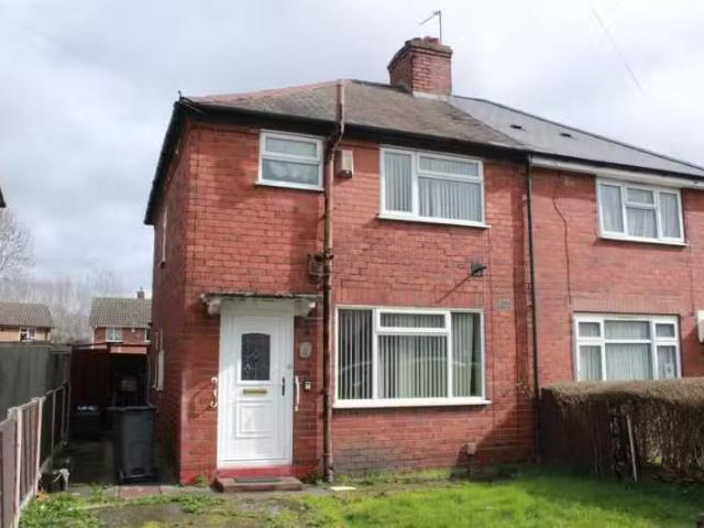 Nice 1 BA 3 bedroom semi detached house for rent in Allerton L.