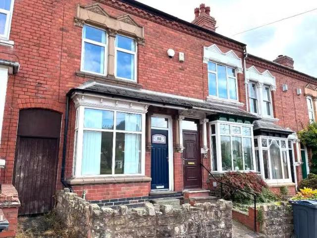 Cozy 1 BA 3 bedroom terraced house for rent in War Lane, Harbo.