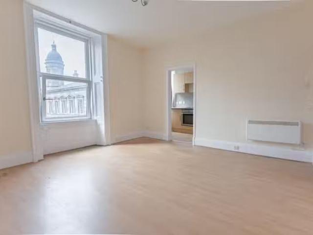 Charming 1 BA Studio flat for rent in 15f Kirk Brae, Fraserbur.