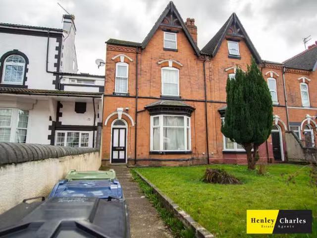 Nice 1 BA Studio flat for rent in Arthur Road, Erdington, Birm.