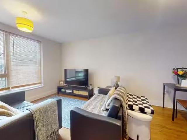 For Rent! 1 bedroom flat for rent in Falcon Drive, Cardiff Bay.