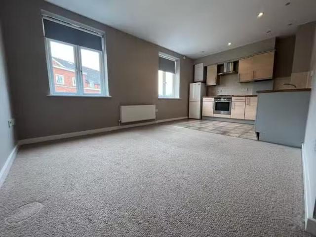 Cheap 1 bedroom flat for rent in Main Street, partens Heath, S.