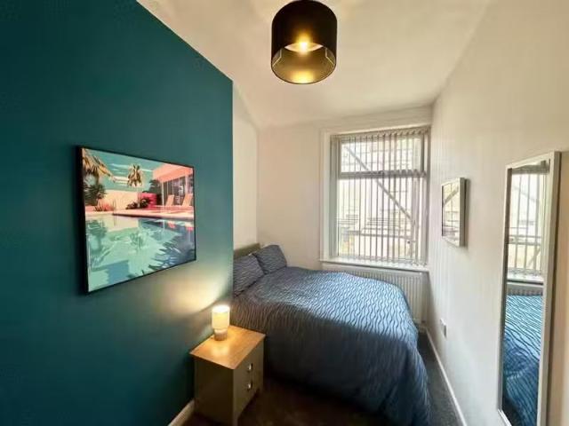 Nice 1 bedroom house share for rent in St. Matthew Street, Bur.